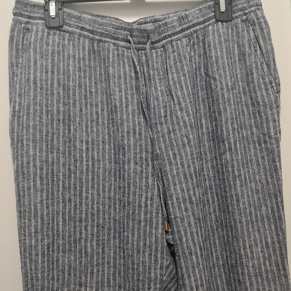 Ellen Tracy Women's Pants Size M Linen and Rayon Blend Striped. - Picture 8 of 11